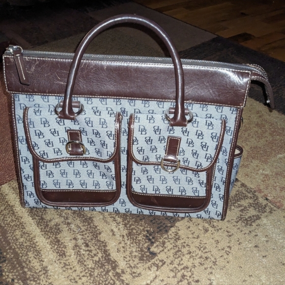 DOONEY & BOURKE Signature Logo Double Pocket GRAY & Brown Tote Handbag Purse - Picture 2 of 12